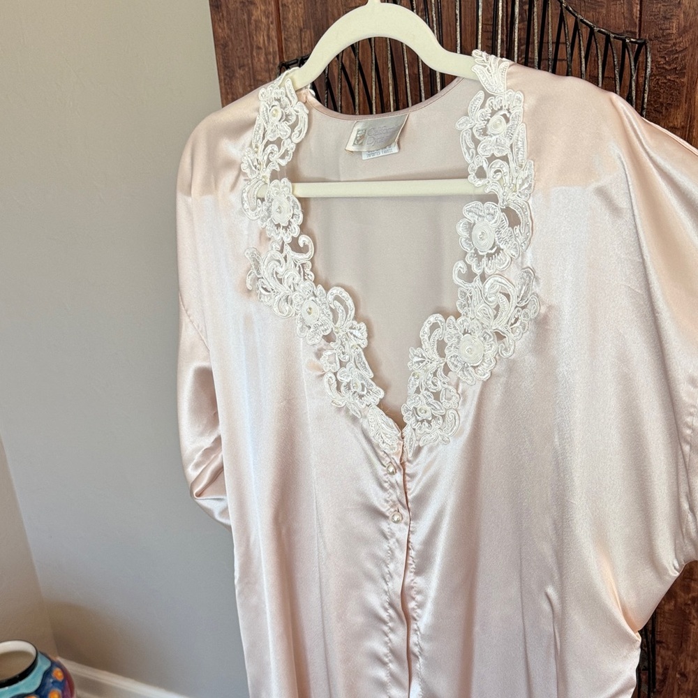 Lace & Beaded Detailed Short Robe  with Chemise by California Dynasty S - Picture 7 of 16